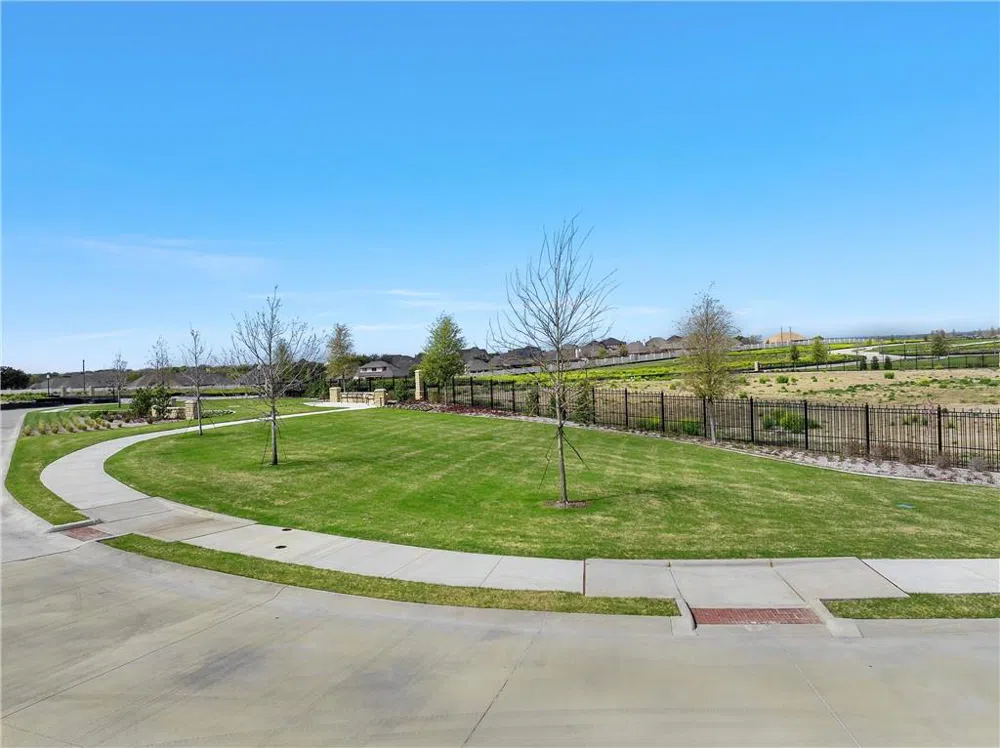59 Pinehurst Drive Woodway, TX 76712