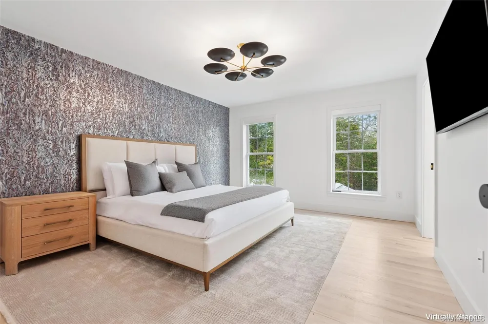 4056 Noyac Road Sag Harbor, NY 11963