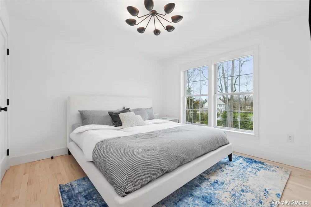 4056 Noyac Road Sag Harbor, NY 11963