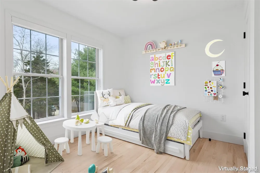 4056 Noyac Road Sag Harbor, NY 11963