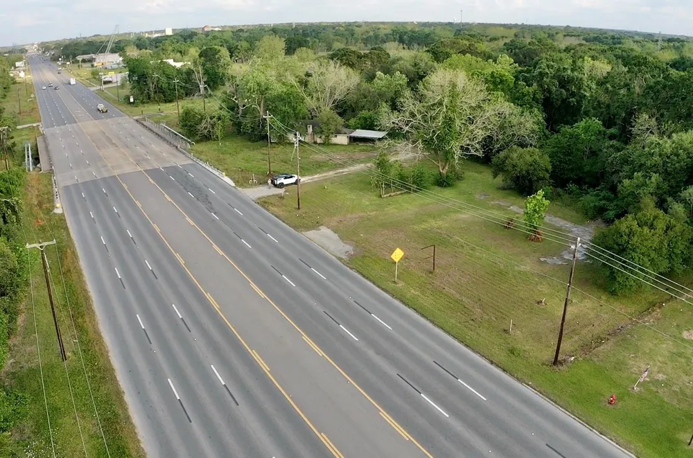 W Tx -6 Alvin, TX 77511