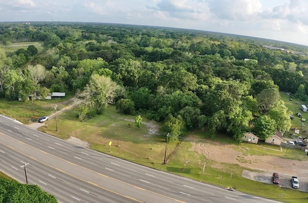 W Tx -6 Alvin, TX 77511