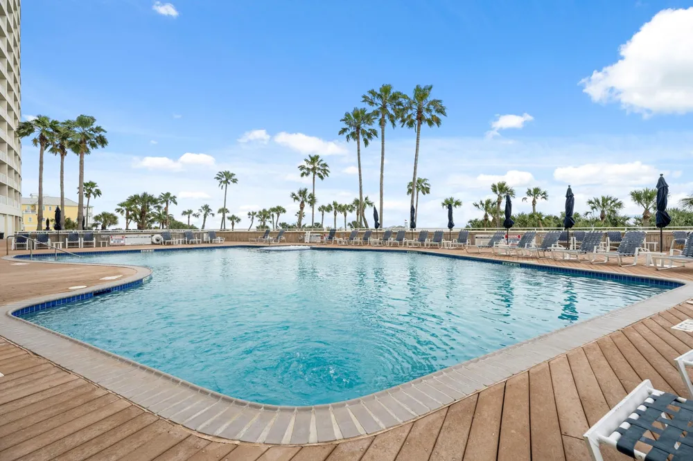 1401 E Beach Drive #511/512 Galveston, TX 77550