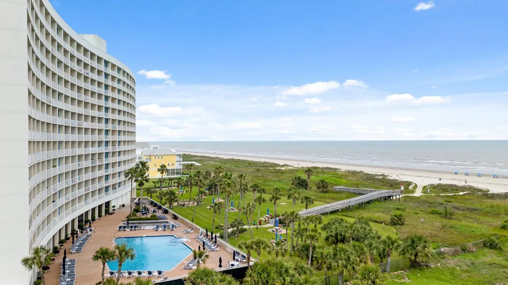 1401 E Beach Drive #511/512 Galveston, TX 77550