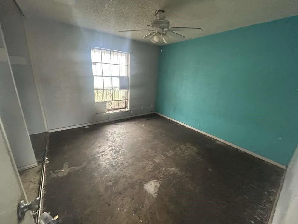 7214 Glen Mist San Antonio, TX 78239