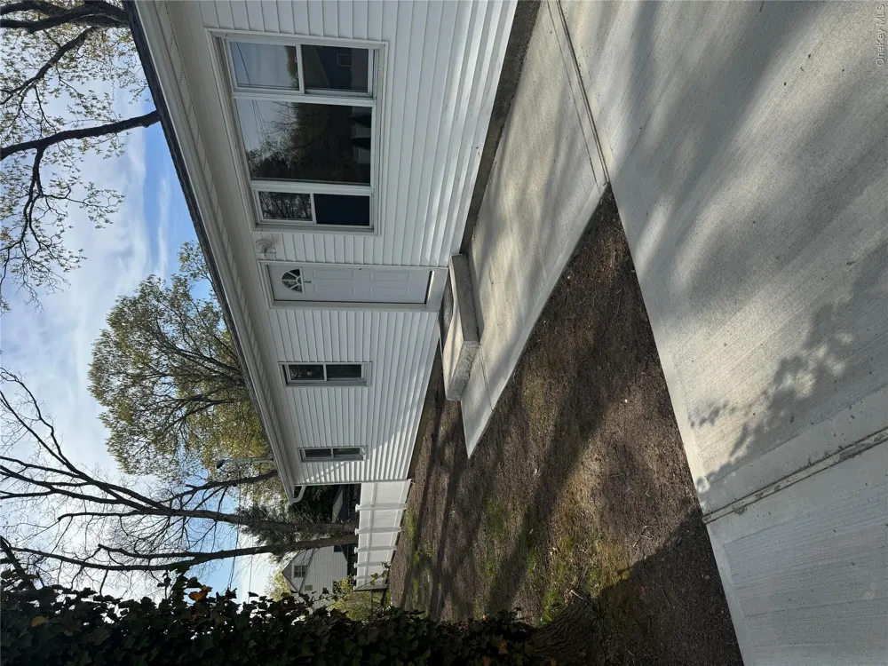 1 Pine Road Middle Island, NY 11953