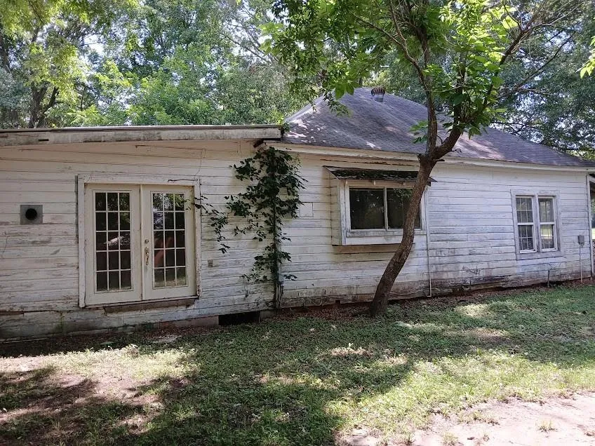 332 Houston Street Maud, TX 75567