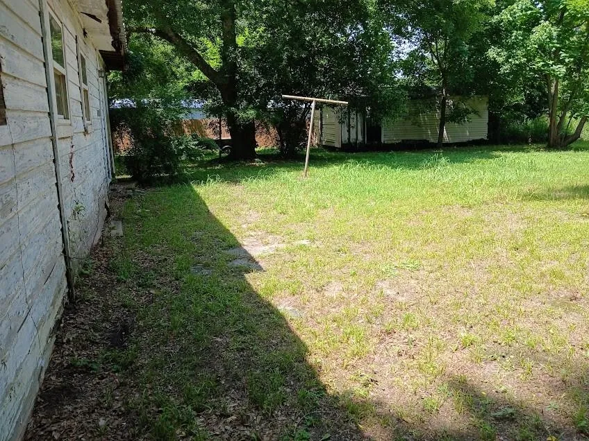 332 Houston Street Maud, TX 75567