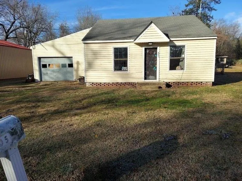 405 Lanier Street New Boston, TX 75570