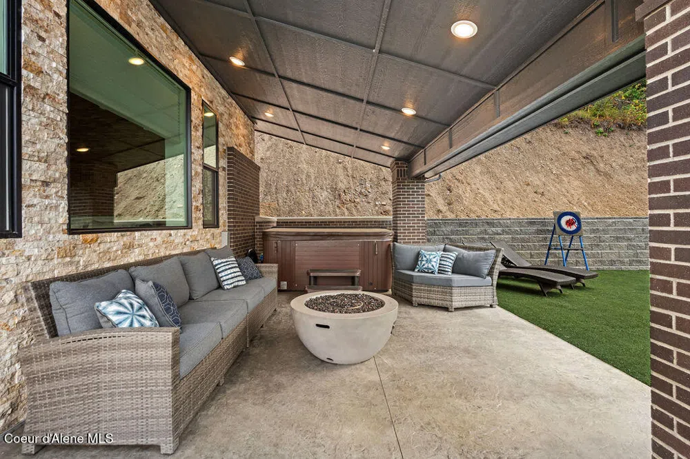 551 Patriots Drive St. Maries, ID 83861