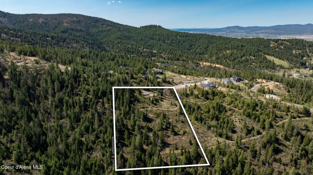 11817 W Garrett Court Post Falls, ID 83854