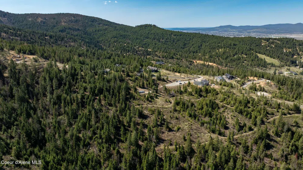 11817 W Garrett Court Post Falls, ID 83854