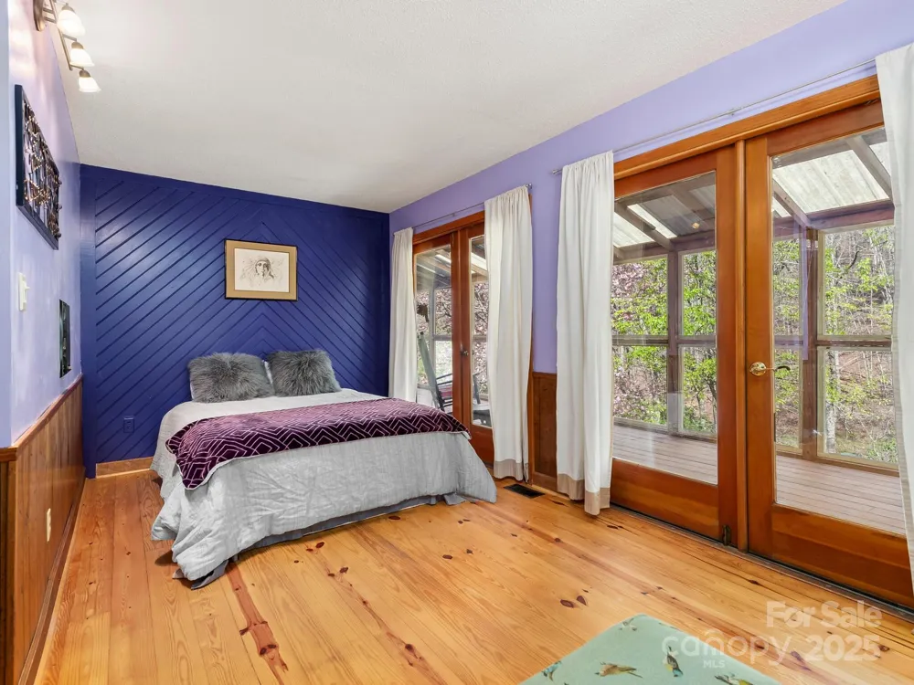 70 Fox Run Hot Springs, NC 28743
