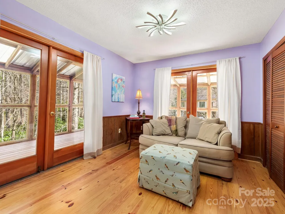 70 Fox Run Hot Springs, NC 28743