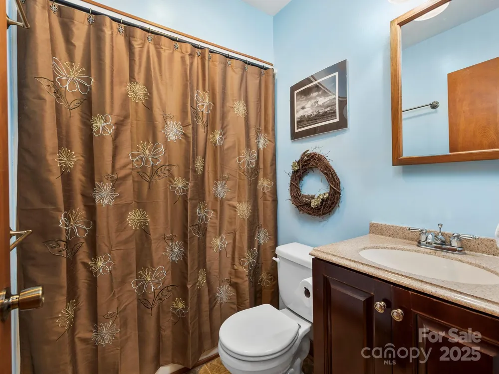 70 Fox Run Hot Springs, NC 28743