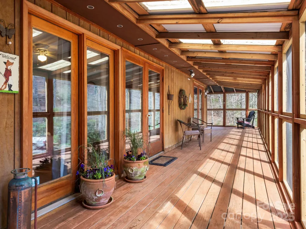 70 Fox Run Hot Springs, NC 28743
