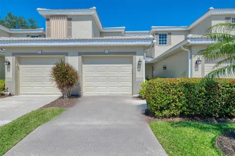 3433 GRAND VISTA COURT #102