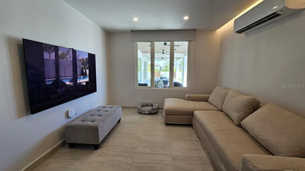 677 LAVANDA Dorado, PR 00646
