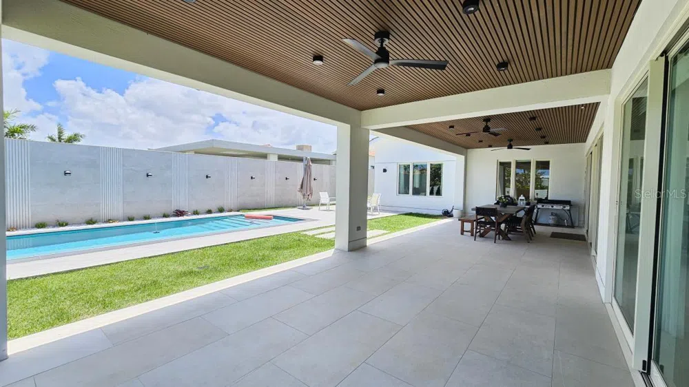 677 LAVANDA Dorado, PR 00646