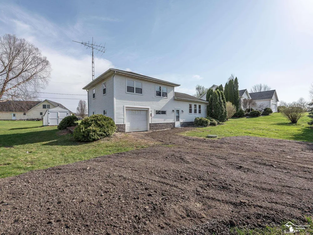 7329 Norfolk Drive Cambridge Township, MI 49265