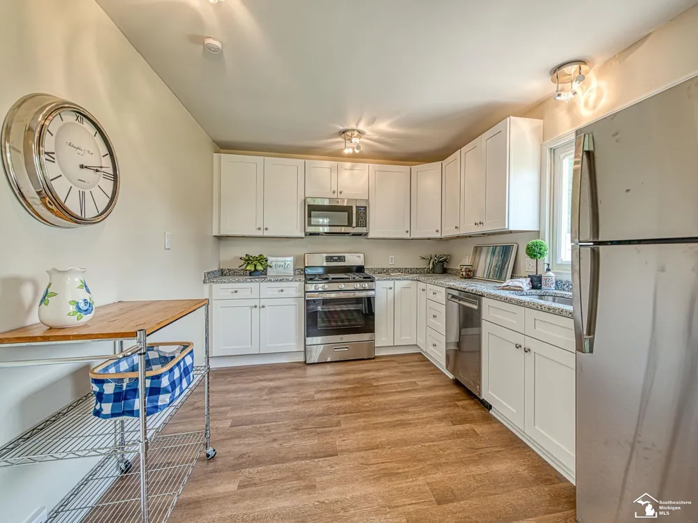 7329 Norfolk Drive Cambridge Township, MI 49265