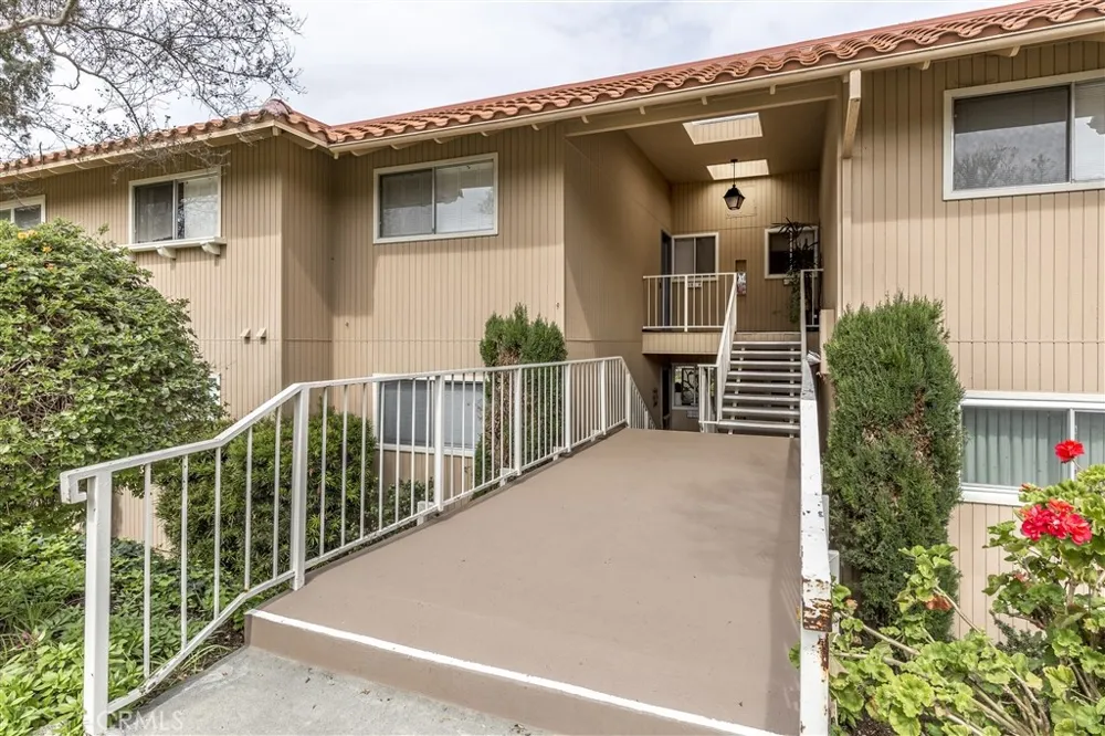 606 AVE SEVILLA #C Laguna Woods, CA 92637
