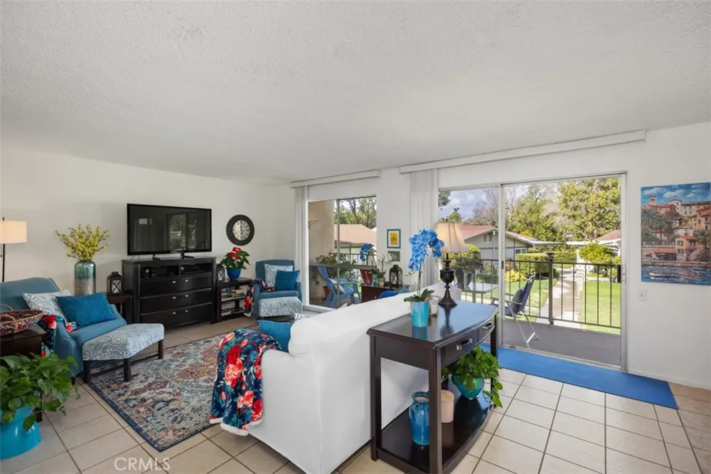606 AVE SEVILLA #C Laguna Woods, CA 92637