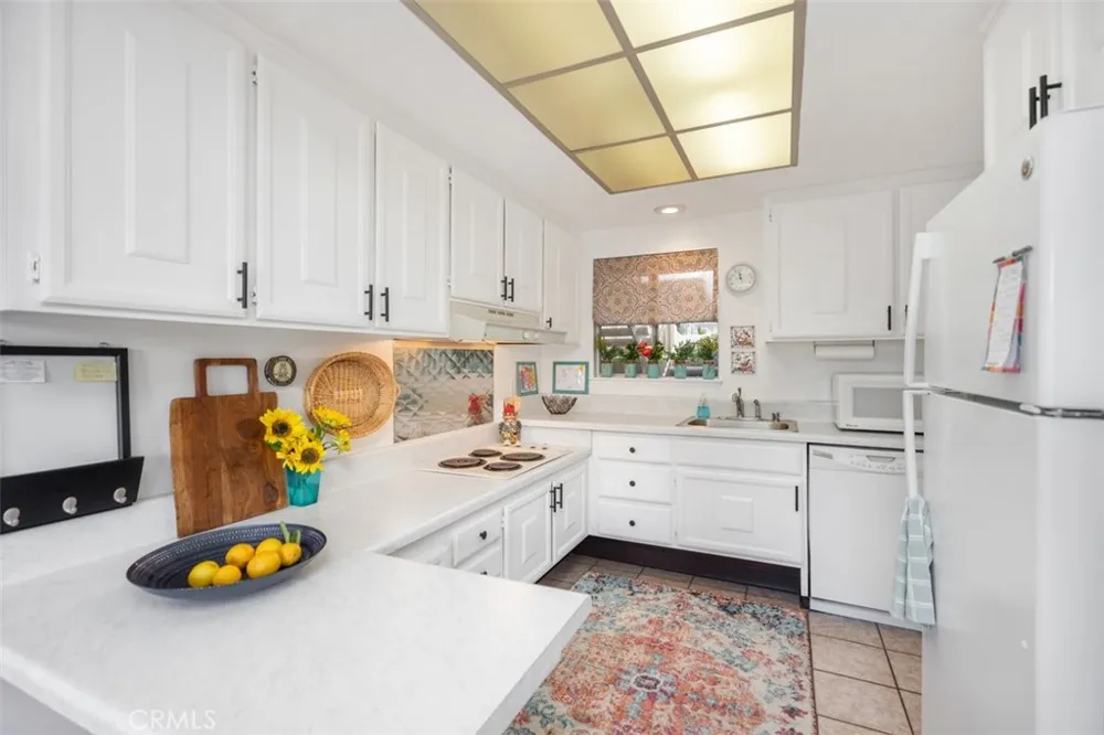 606 AVE SEVILLA #C Laguna Woods, CA 92637
