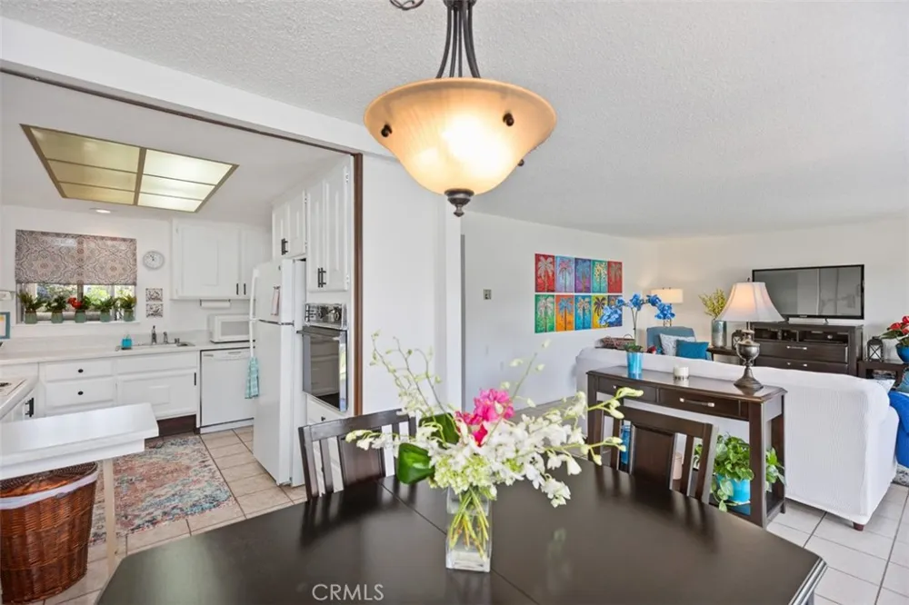 606 AVE SEVILLA #C Laguna Woods, CA 92637
