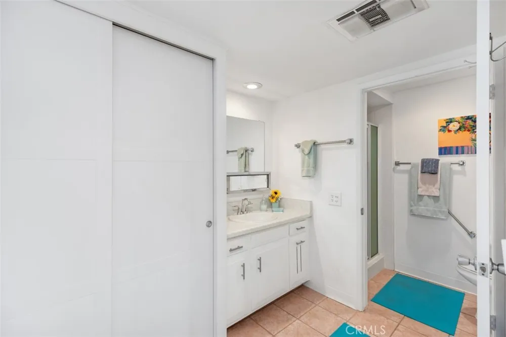 606 AVE SEVILLA #C Laguna Woods, CA 92637