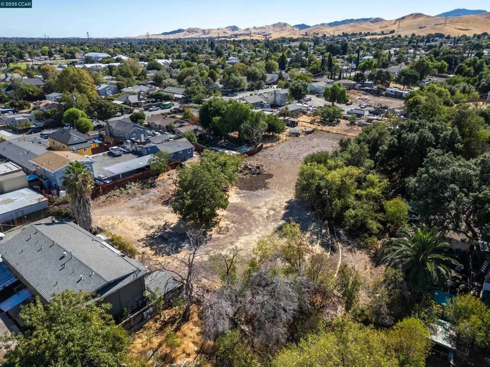 Mountain View Ave Bay Point, CA 94565