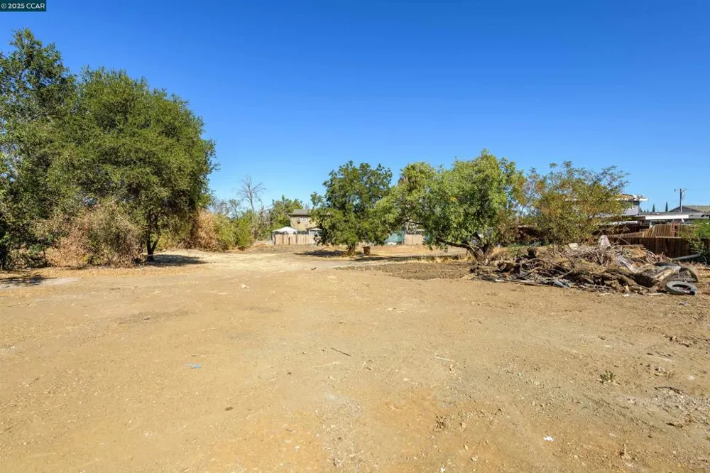 Mountain View Ave Bay Point, CA 94565