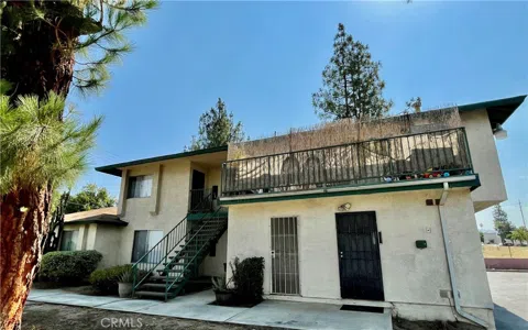 610 E Lugonia Avenue #4