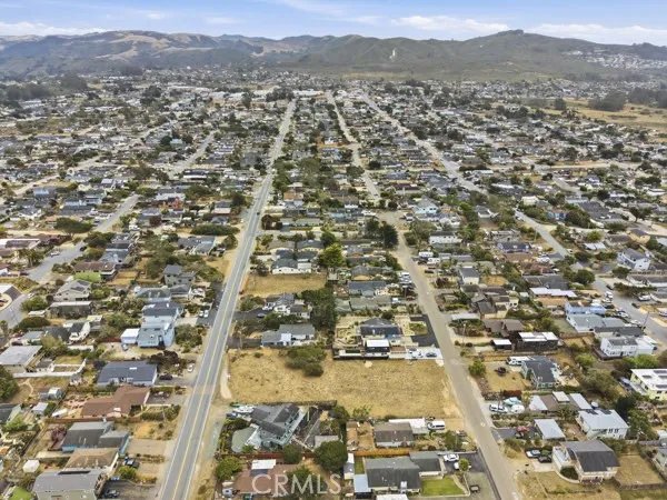 1527 11th Street Los Osos, CA 93402