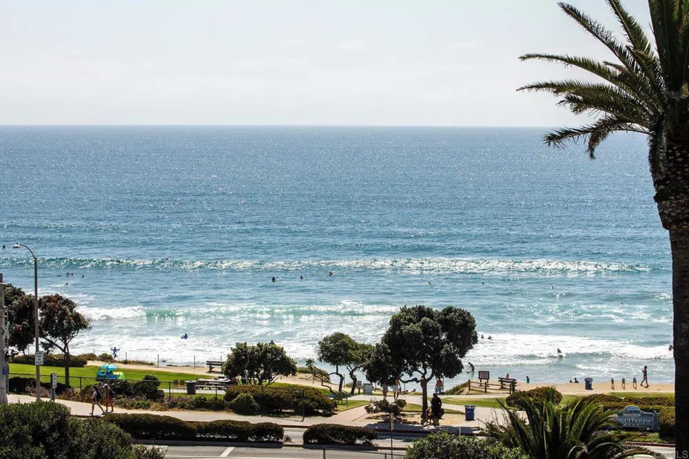 1552 Camino Del Mar #606 Del Mar, CA 92014