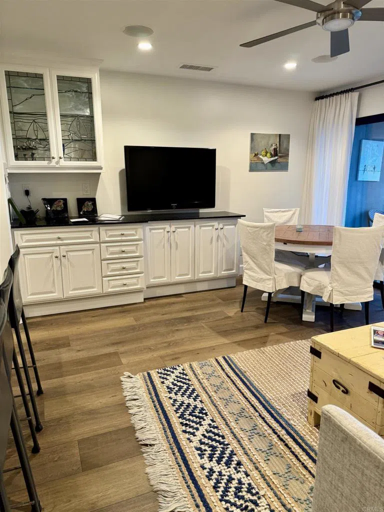 1552 Camino Del Mar #606 Del Mar, CA 92014