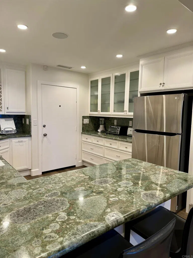 1552 Camino Del Mar #606 Del Mar, CA 92014