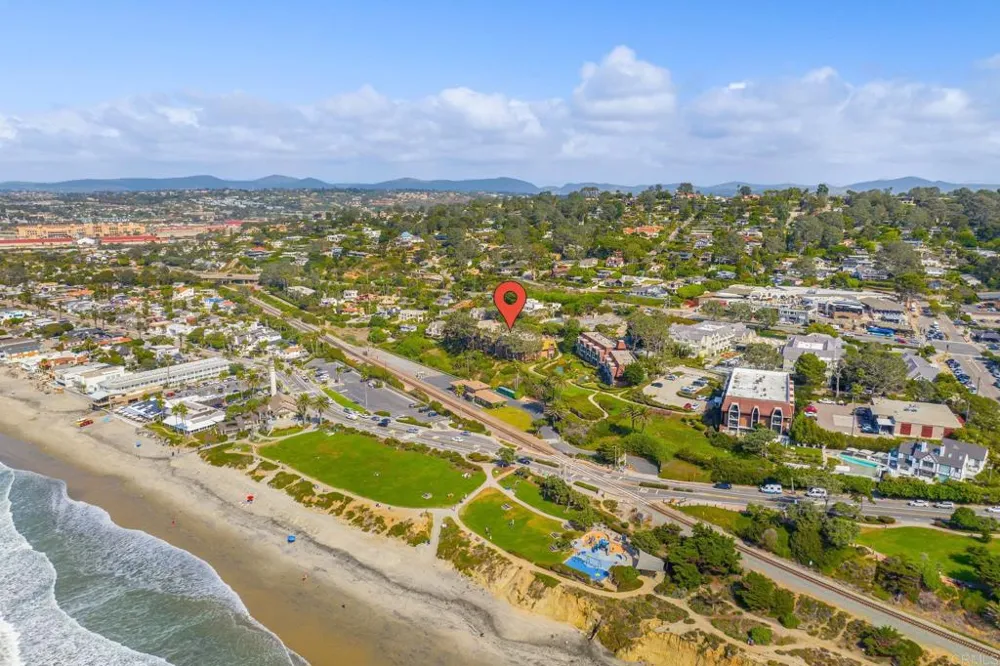 1552 Camino Del Mar #606 Del Mar, CA 92014
