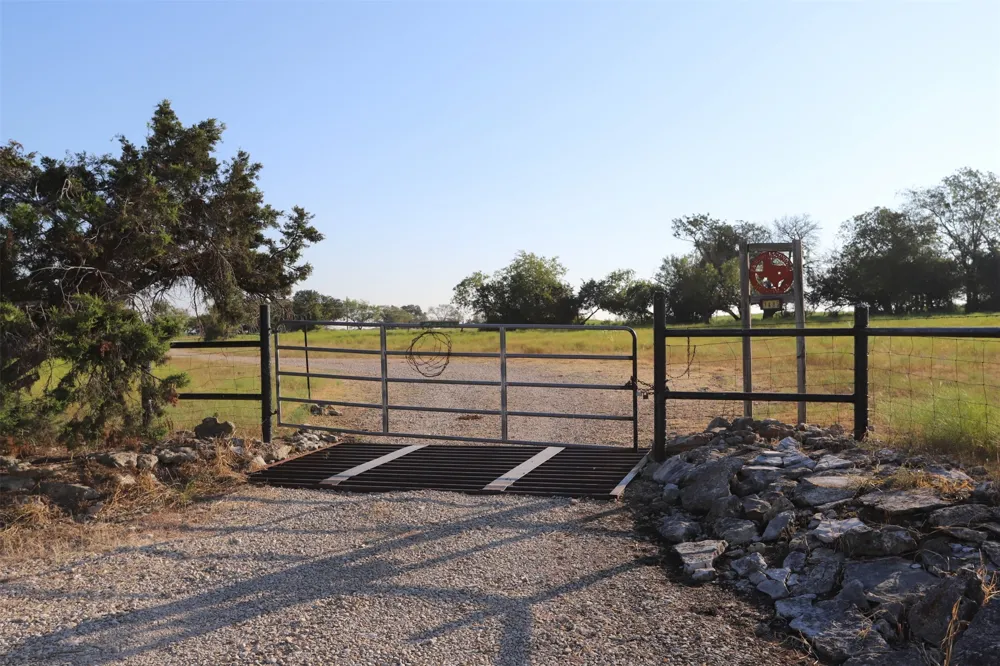 1485 County Road 224 Valley Mills, TX 76689