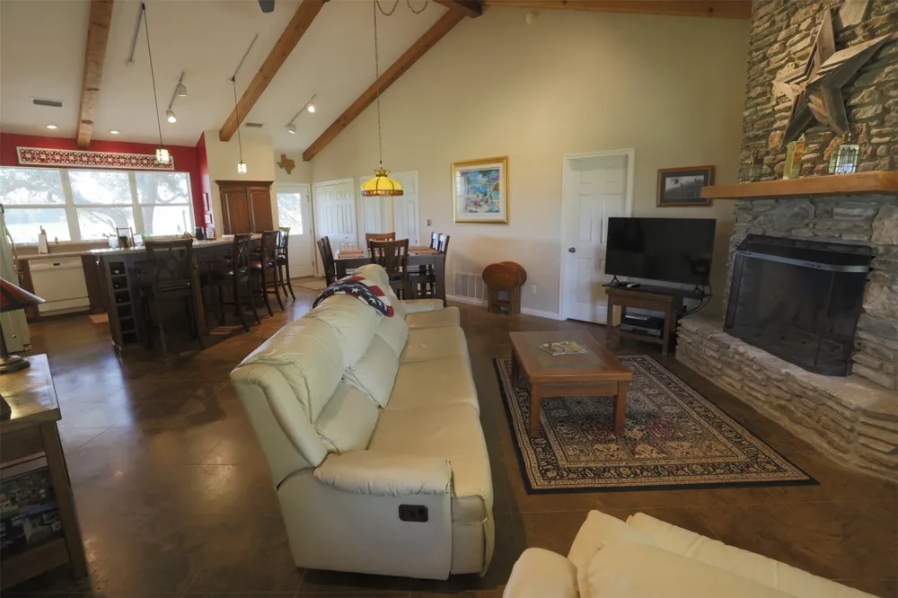 1485 County Road 224 Valley Mills, TX 76689