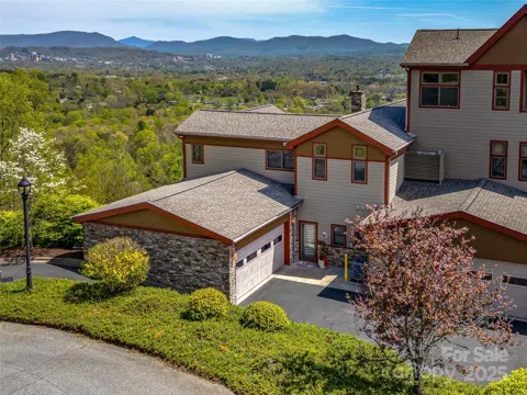 4 Chimney Crest Drive #E