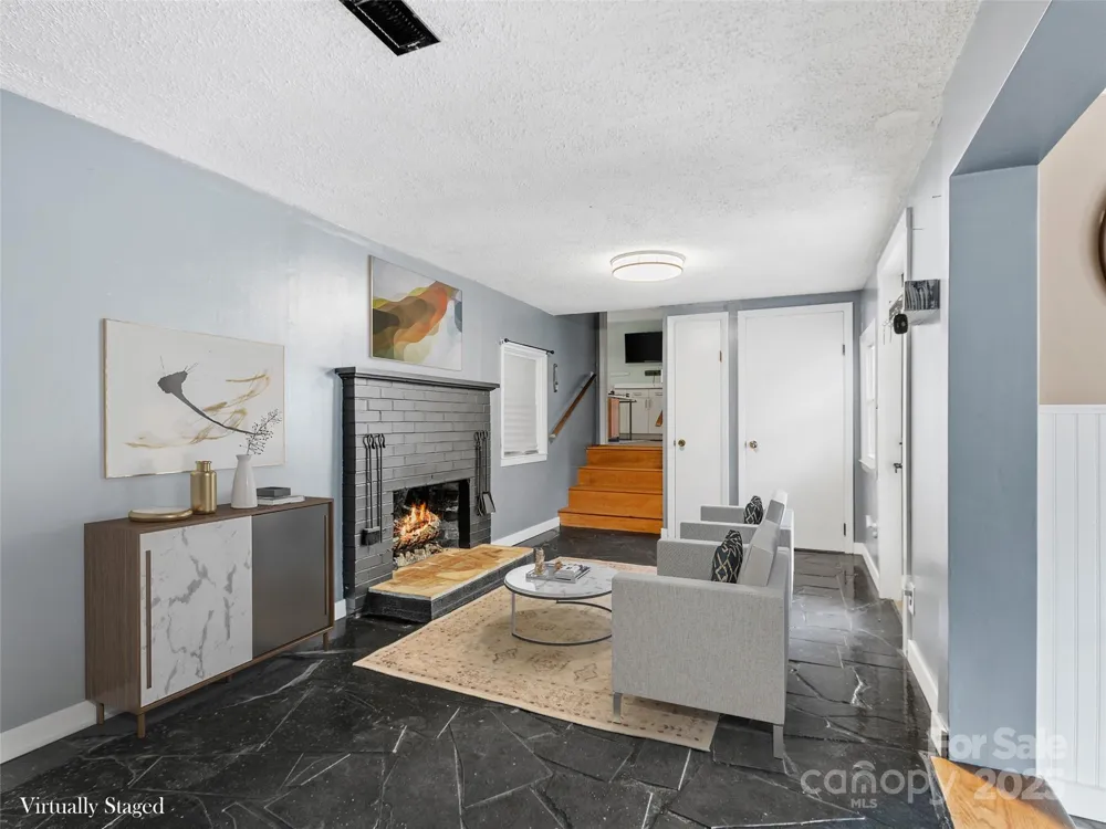 12982 US 19W Highway Burnsville, NC 28714