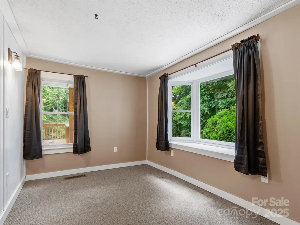 12982 US 19W Highway Burnsville, NC 28714