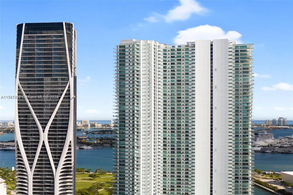 900 Biscayne Blvd #2410 Miami, FL 33132
