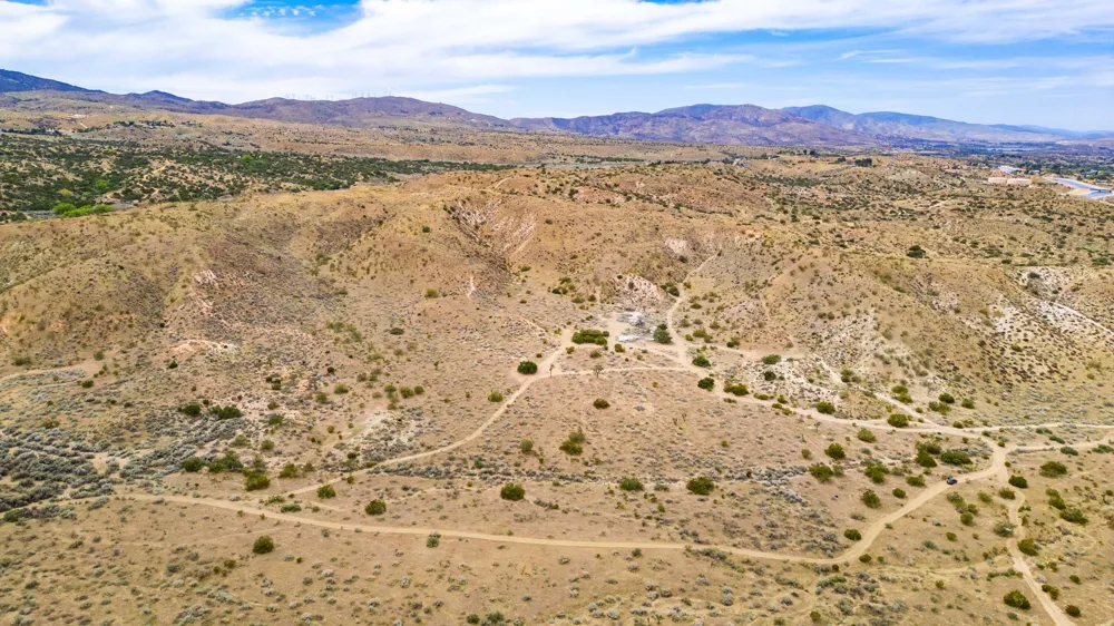 35401 Cheseboro Road Palmdale, CA 93552