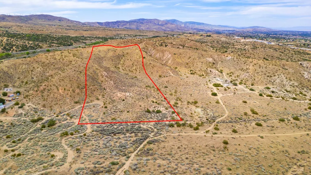 35401 Cheseboro Road Palmdale, CA 93552