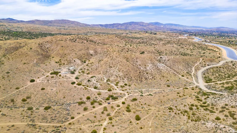 35401 Cheseboro Road Palmdale, CA 93552