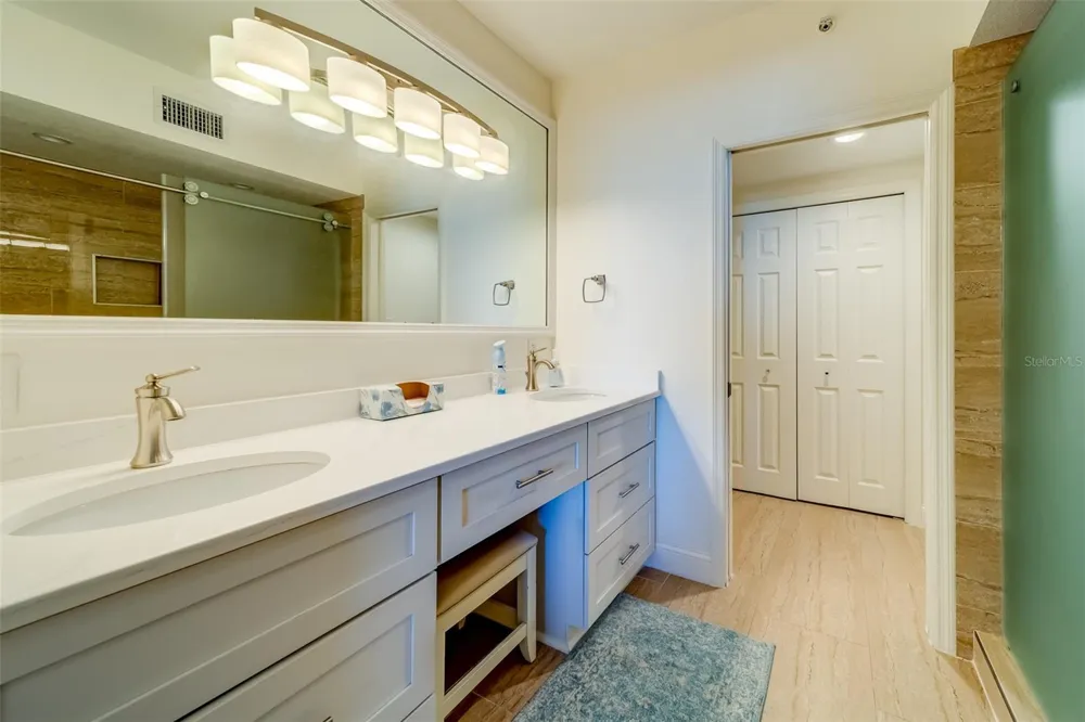 16500 GULF BOULEVARD #355 North Redington Beach, FL 33708