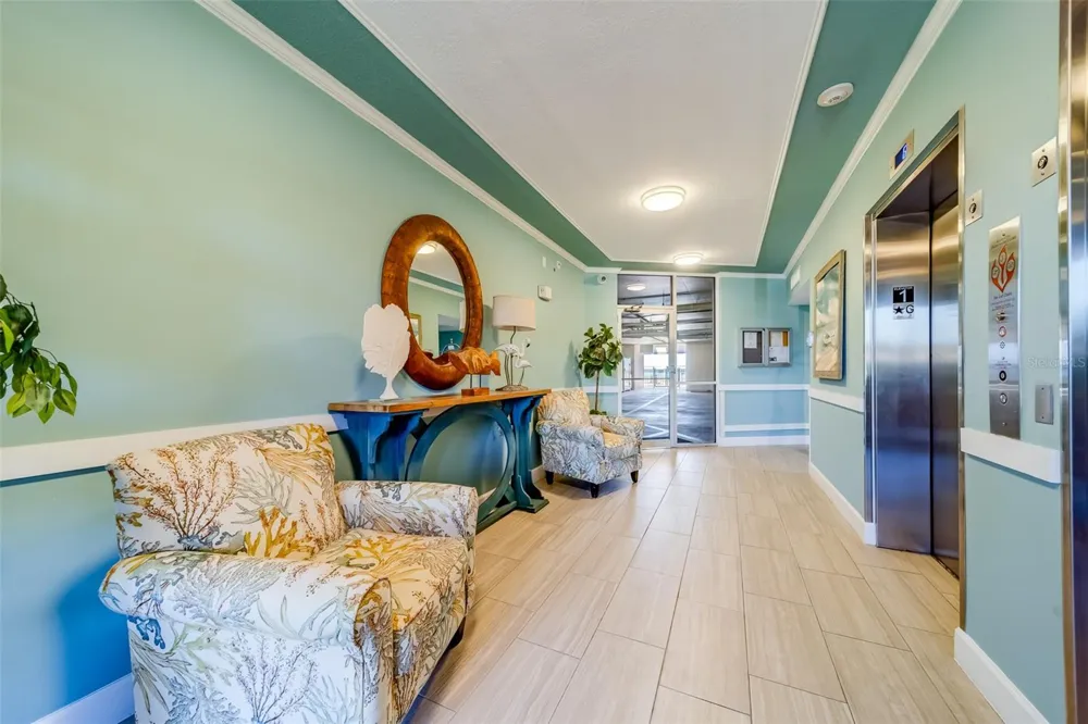16500 GULF BOULEVARD #355 North Redington Beach, FL 33708