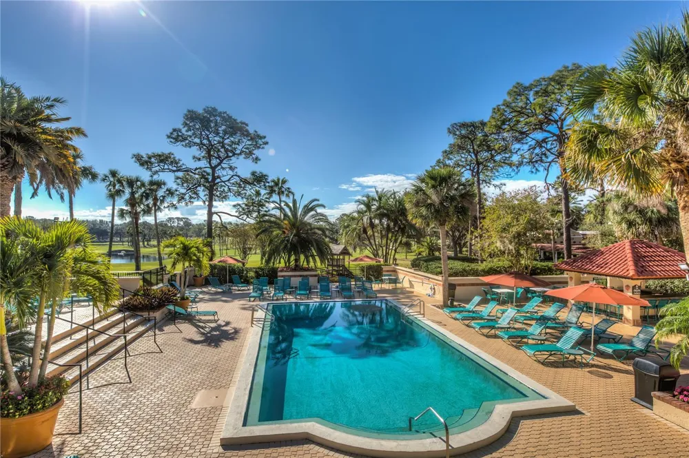 26207 AVENIDA LAS COLINAS Howey In The Hills, FL 34737
